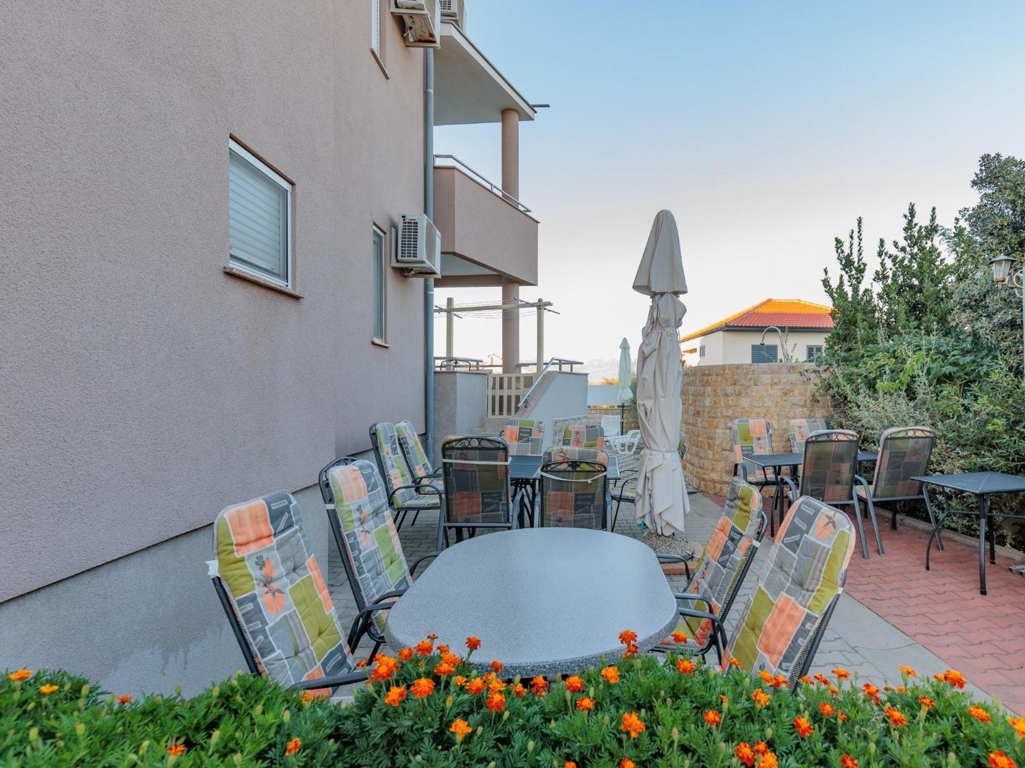 Apartment Mlasina-5 By Interhome Nin Exterior photo